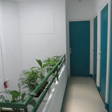 Szálloda Au Petit Bearn Salies-de-Béarn