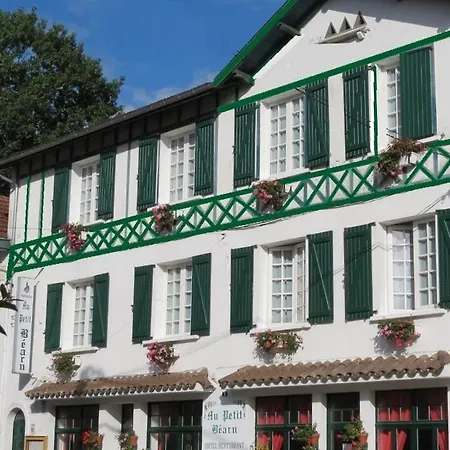 Au Petit Béarn Hotel