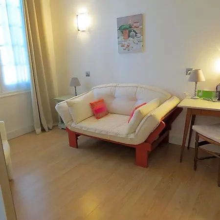 Au Petit Béarn Hotel