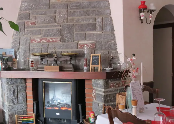 Au Petit Bearn Hotel 3*